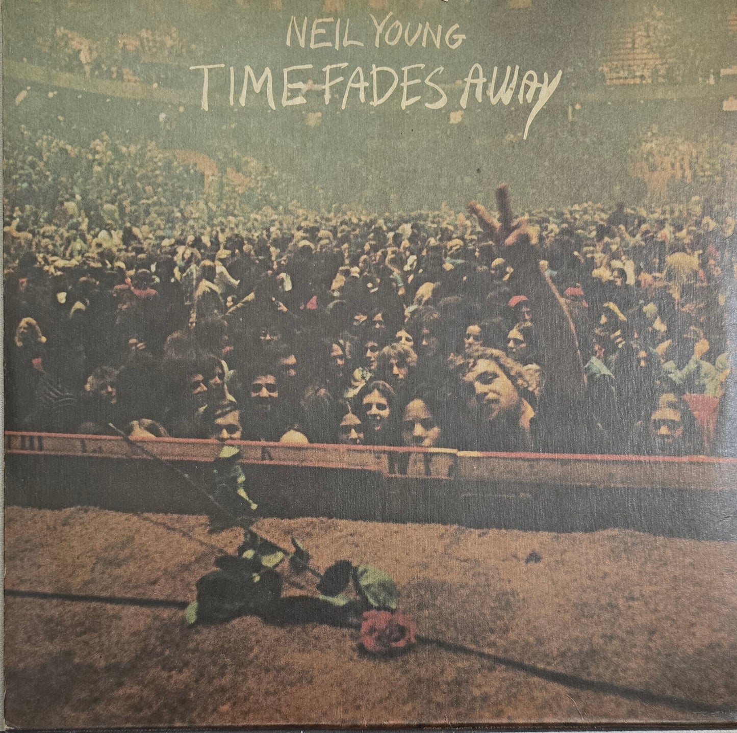 Neil Young – Time Fades Away